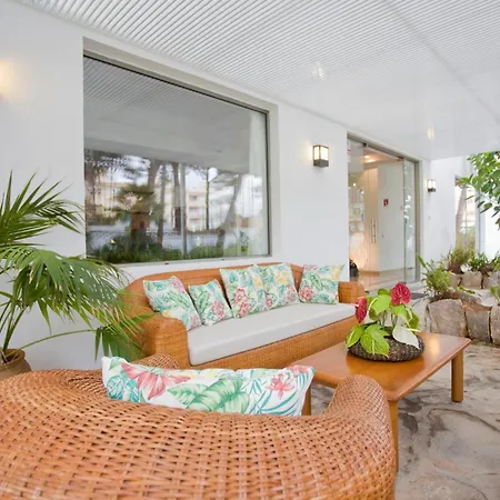 Hotel Petit Garden By Flacalco